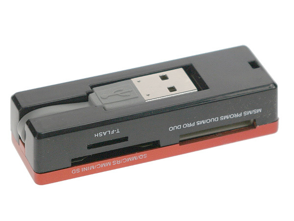 MINI LECTEUR DE CARTES MEMOIRES USB v2.0 C04